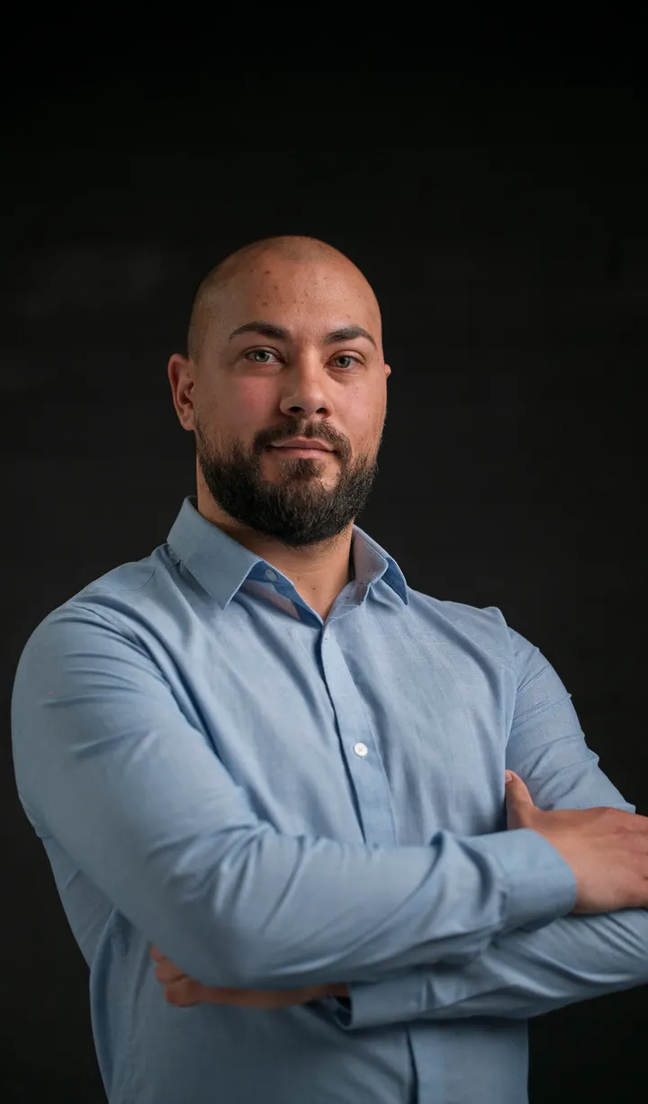 Portrait of Teodor Radev, founder of MoralDev.